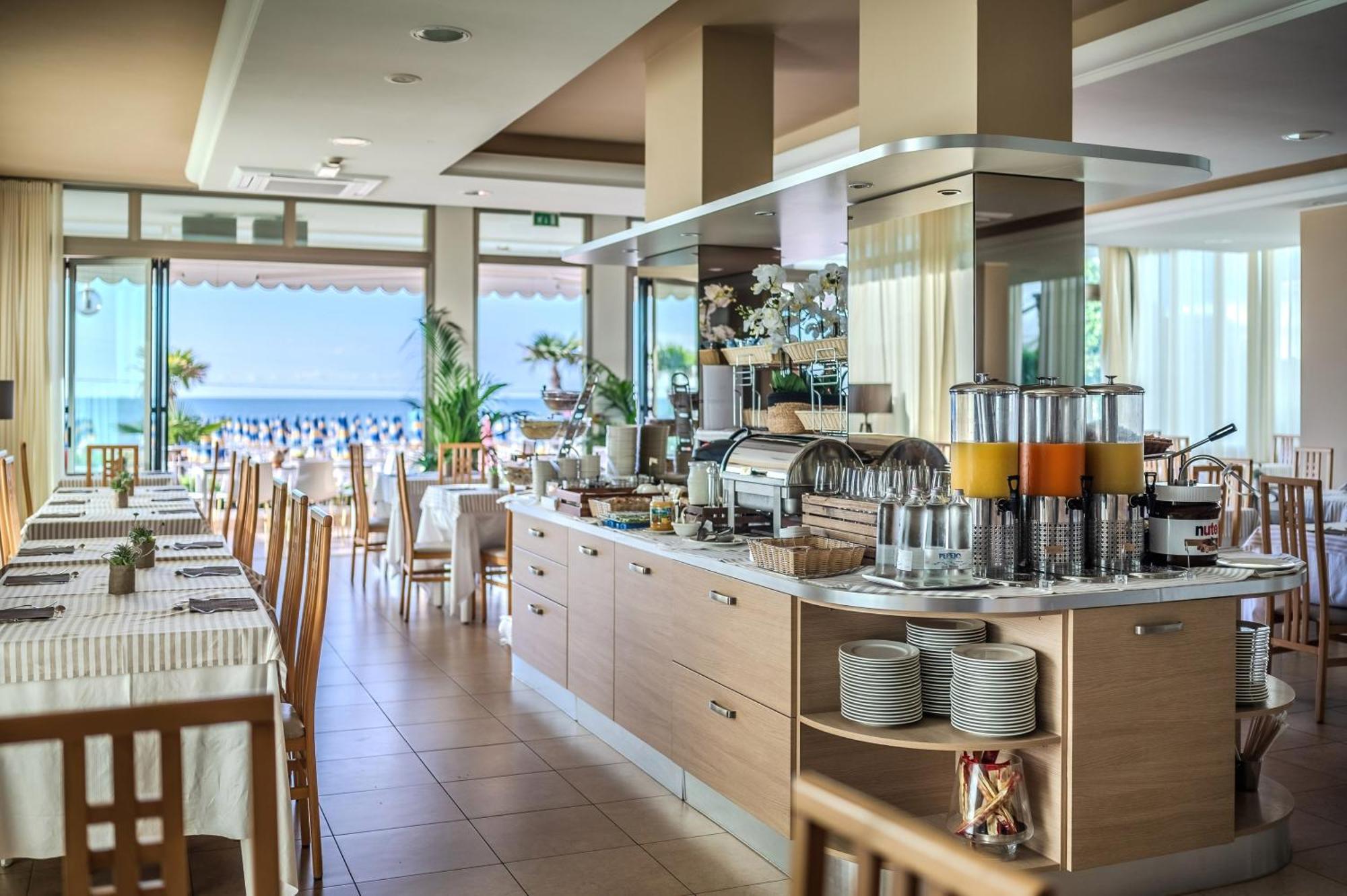 Hotel Orizzonte Lido di Jesolo Exterior foto